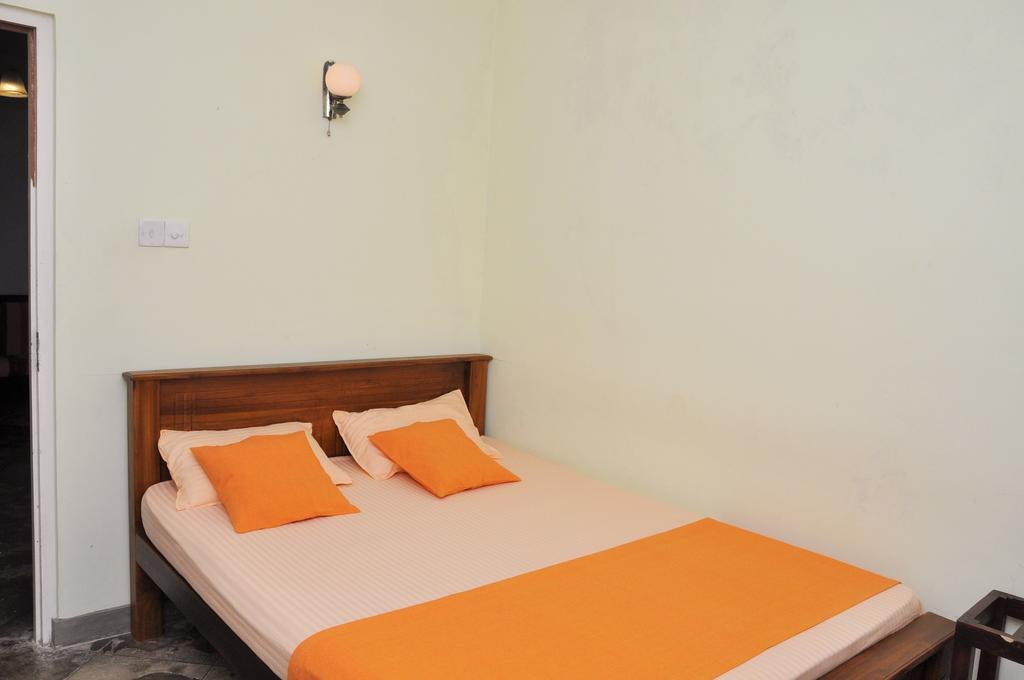 Hanthana Holiday Rooms Kandy Quarto foto